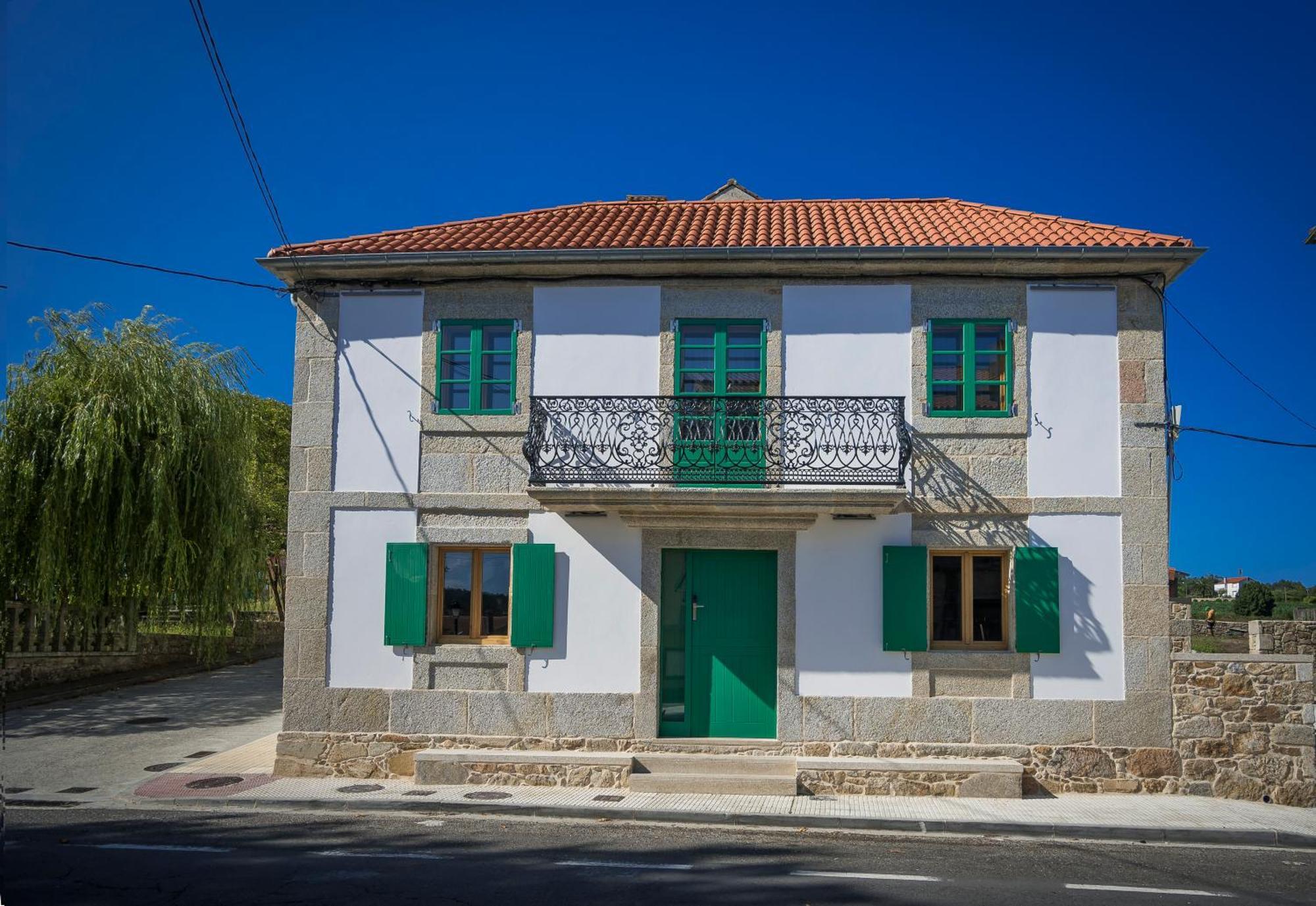 A De Lucia Hotel Quintans Exterior photo
